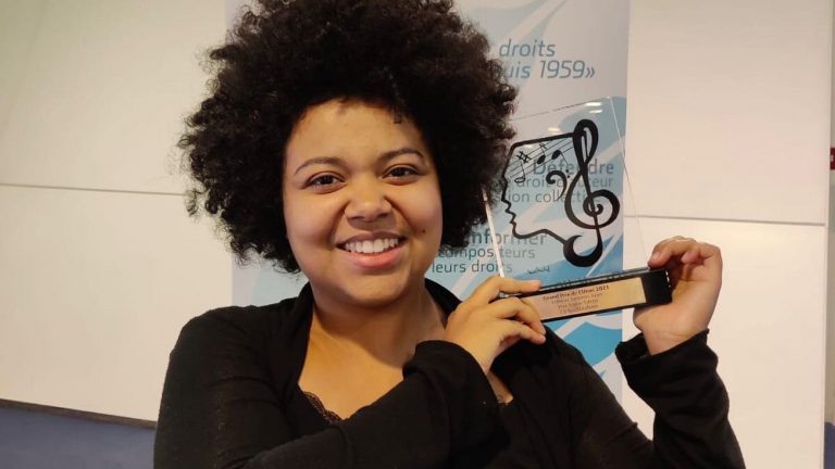 Clélya Abraham, La Nouvelle étoile du jazz créole, triomphe avec « La Source » au Grand Prix de l’UNAC